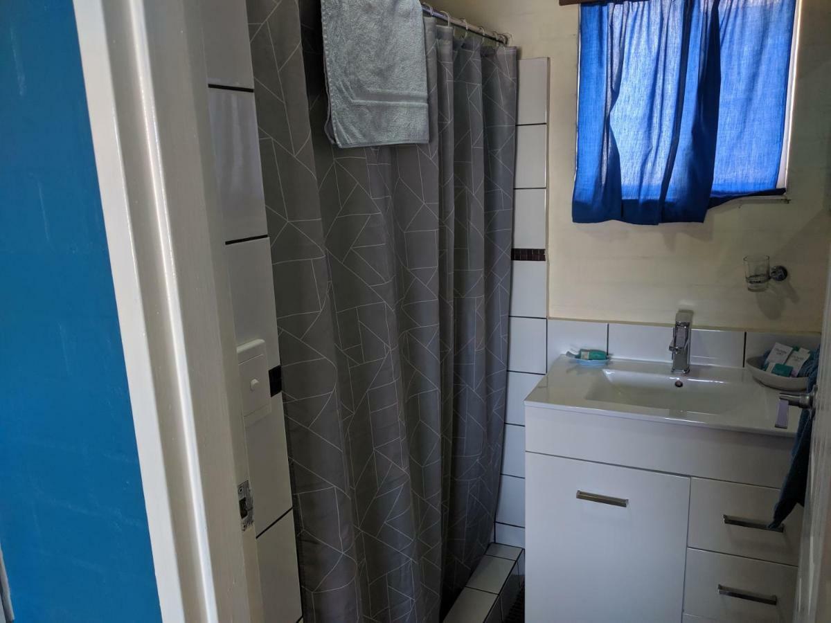 Harrington Village Motel Manning Point Extérieur photo